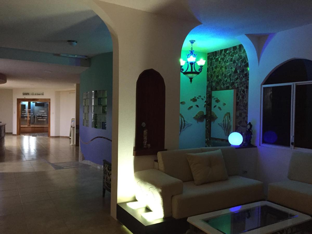Eco Hotel Katarma 푸에르토 바케리조 모레노 외부 사진