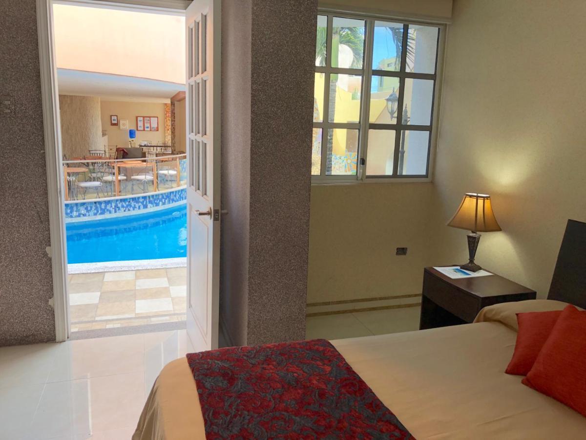 Eco Hotel Katarma 푸에르토 바케리조 모레노 외부 사진