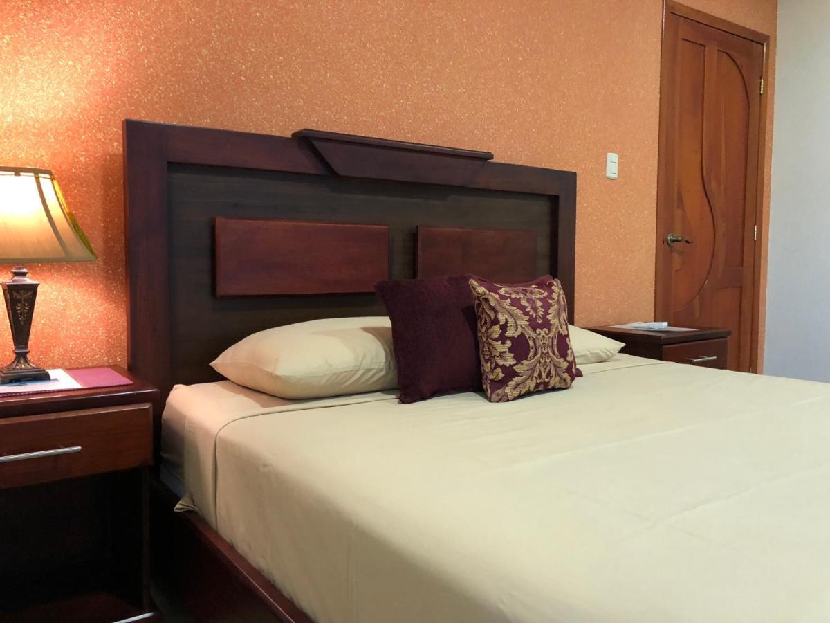 Eco Hotel Katarma 푸에르토 바케리조 모레노 외부 사진