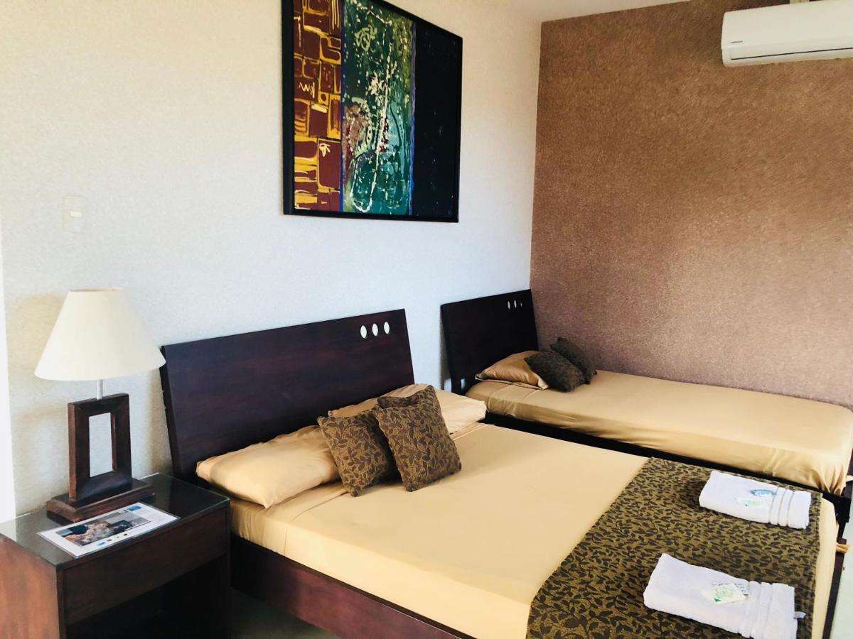 Eco Hotel Katarma 푸에르토 바케리조 모레노 외부 사진