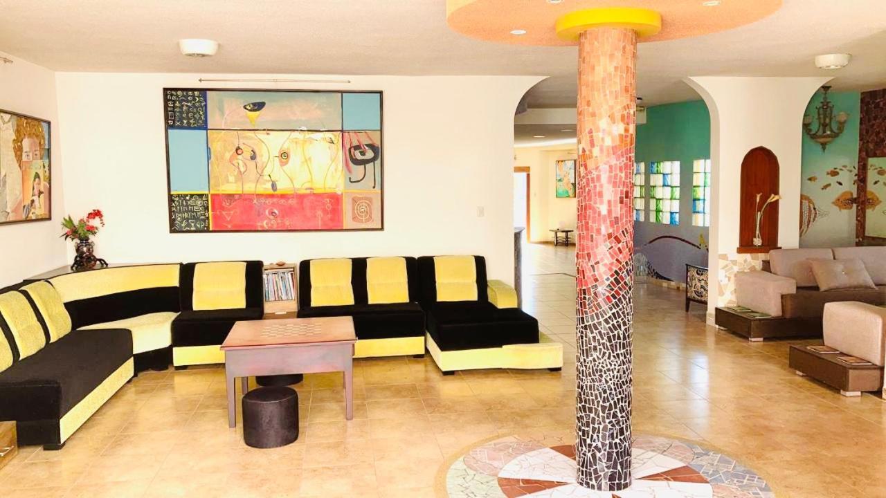 Eco Hotel Katarma 푸에르토 바케리조 모레노 외부 사진