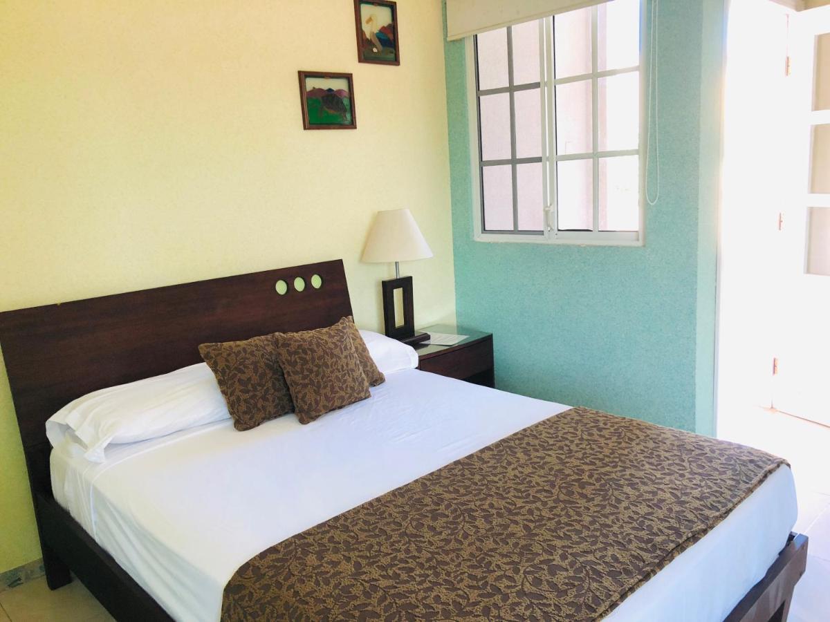 Eco Hotel Katarma 푸에르토 바케리조 모레노 외부 사진