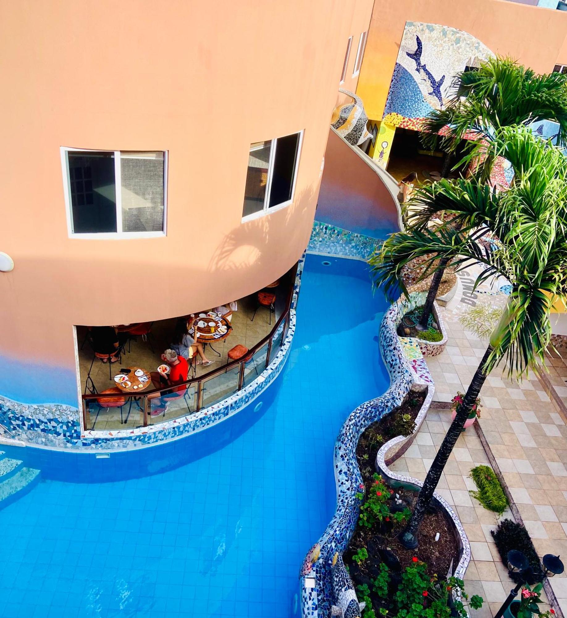 Eco Hotel Katarma 푸에르토 바케리조 모레노 외부 사진